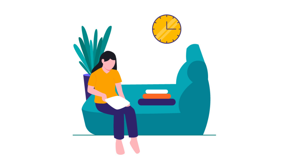 ソファに座って洗濯物をたたむ女性のイラスト。ながら家事で効率よく家事を進める主婦の様子。